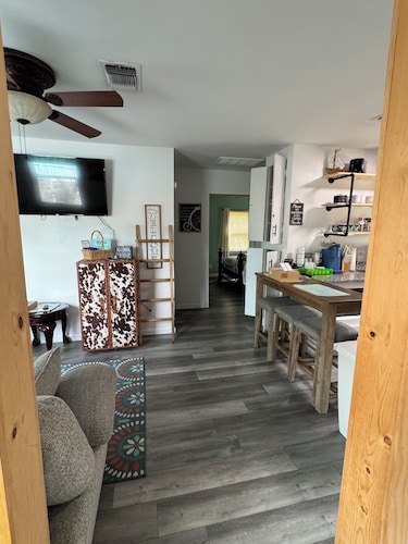 Blue Heron Cottage Charming2bedroom/2bath coastal cottage in Gulfport, Ms