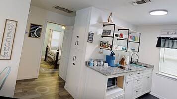 Microonde, forno, piano cottura