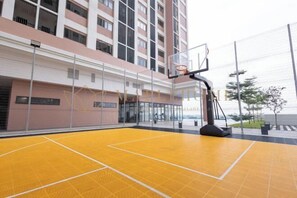 Sport court - EduSentral Premier Suites Setia Alam (Shah Alam)