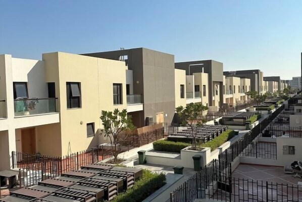 Exterior - jinnuo vacation home (Dubai)