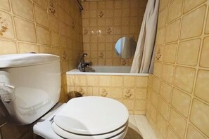 Room - Vintage studio 150m to Notre Dame (Paris)