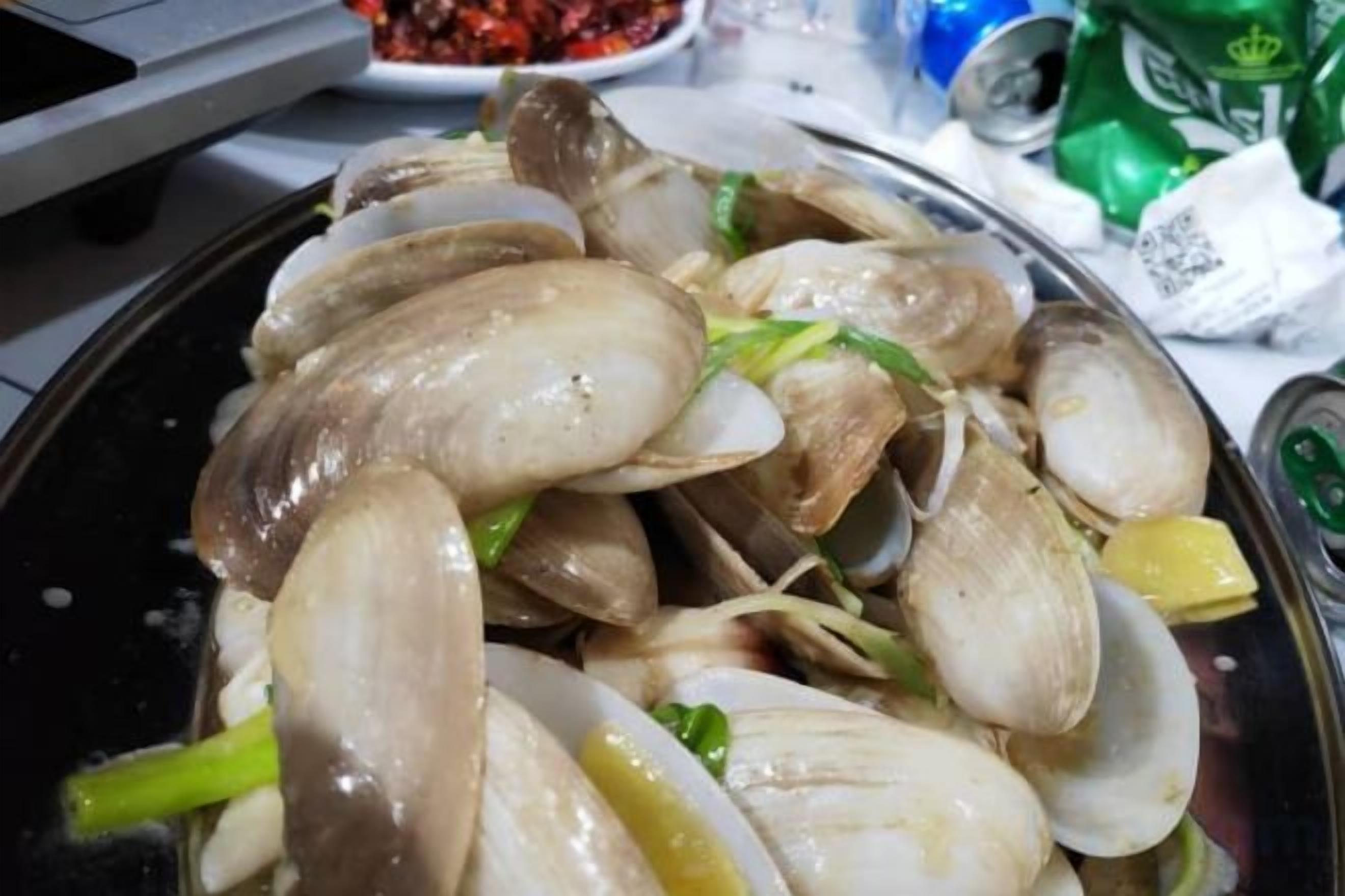 Makanan dan minuman
