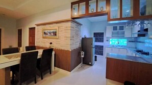 Private kitchen - Jacuzzi Pool Villa (Pattaya)