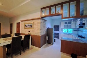 Private kitchen - Jacuzzi Pool Villa (Pattaya)