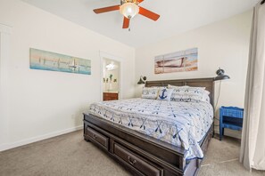 4 bedrooms, desk, iron/ironing board, free WiFi - Ebb & Flow: May 30th Wk Reduced, Private Pool, Close to Beach (Corolla)