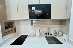 Room - Exquisite Marais Apartment Beaubourg (Paris)