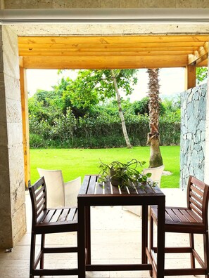 Outdoor dining - Charming 1-bedroom apartment in exclusive Casa de Campo (casa de campo)