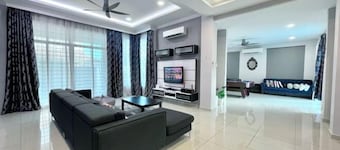 Spacious Home with Private Swimming Pool in Langkawi by Zervin