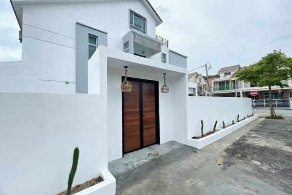 Room - Spacious Home with Private Swimming Pool in Langkawi by Zervin (Langkawi)