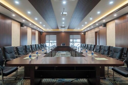 Luxury6 Hotel