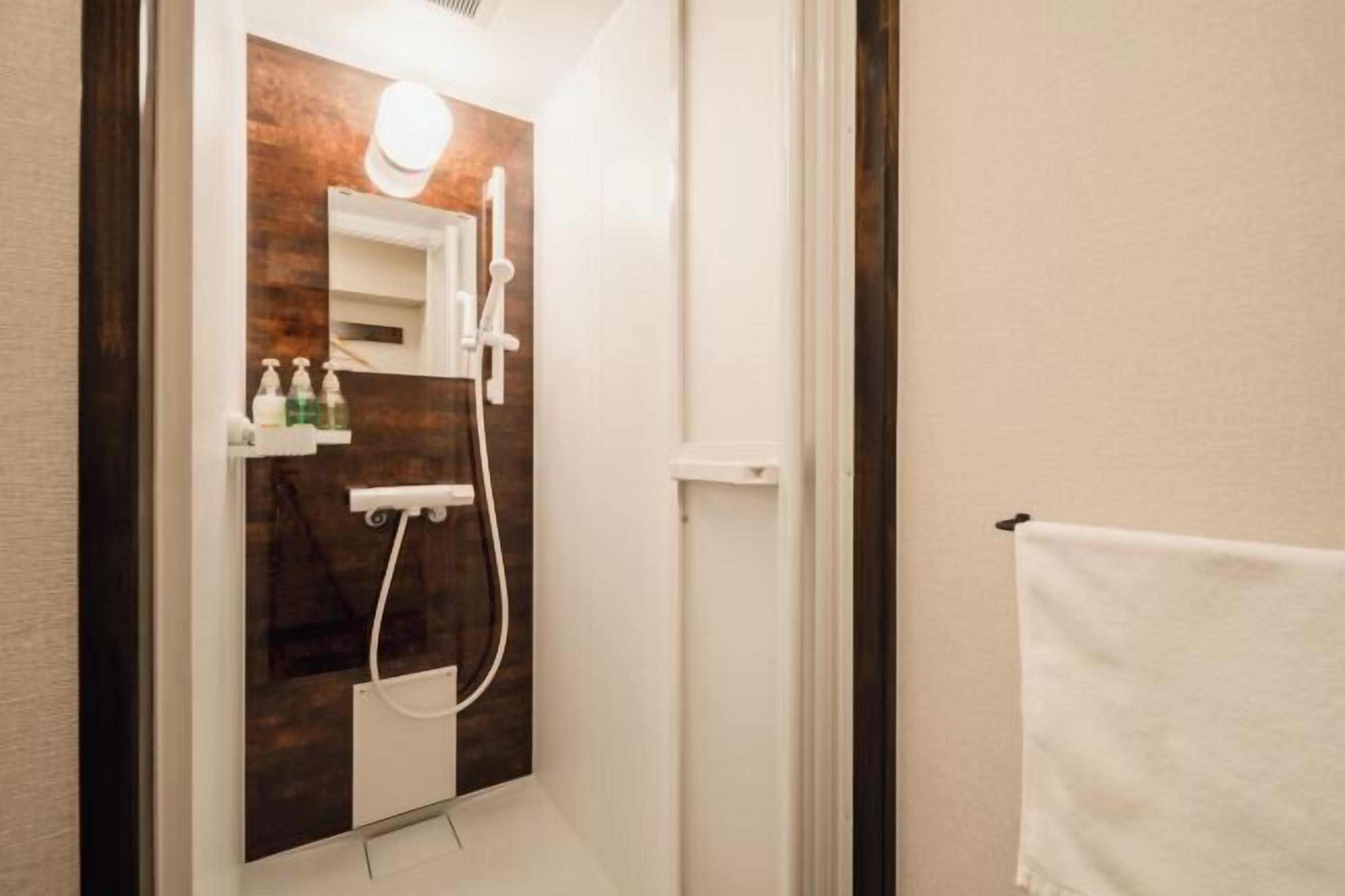 Bathroom | Free toiletries