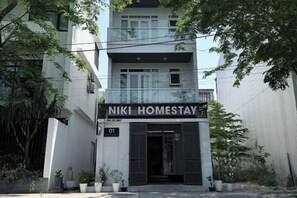 Unclassified image, 4 of 5, button - Niki Homestay (Hue)