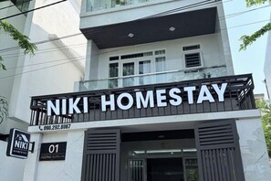 Unclassified image, 5 of 5, button - Niki Homestay (Hue)
