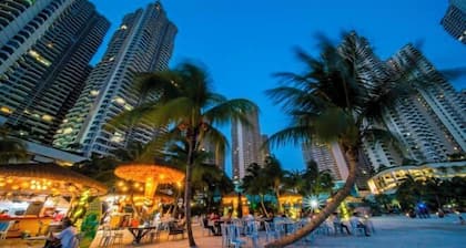 Seafront Country Garden Danga Bay by Lions Bay