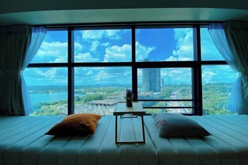 Country Garden Danga Bay 2 by Lions Bay