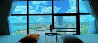 Country Garden Danga Bay 2 by Lions Bay