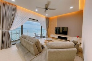 Room - Seafront Country Garden Danga Bay by Lions Bay (Johor Bahru)