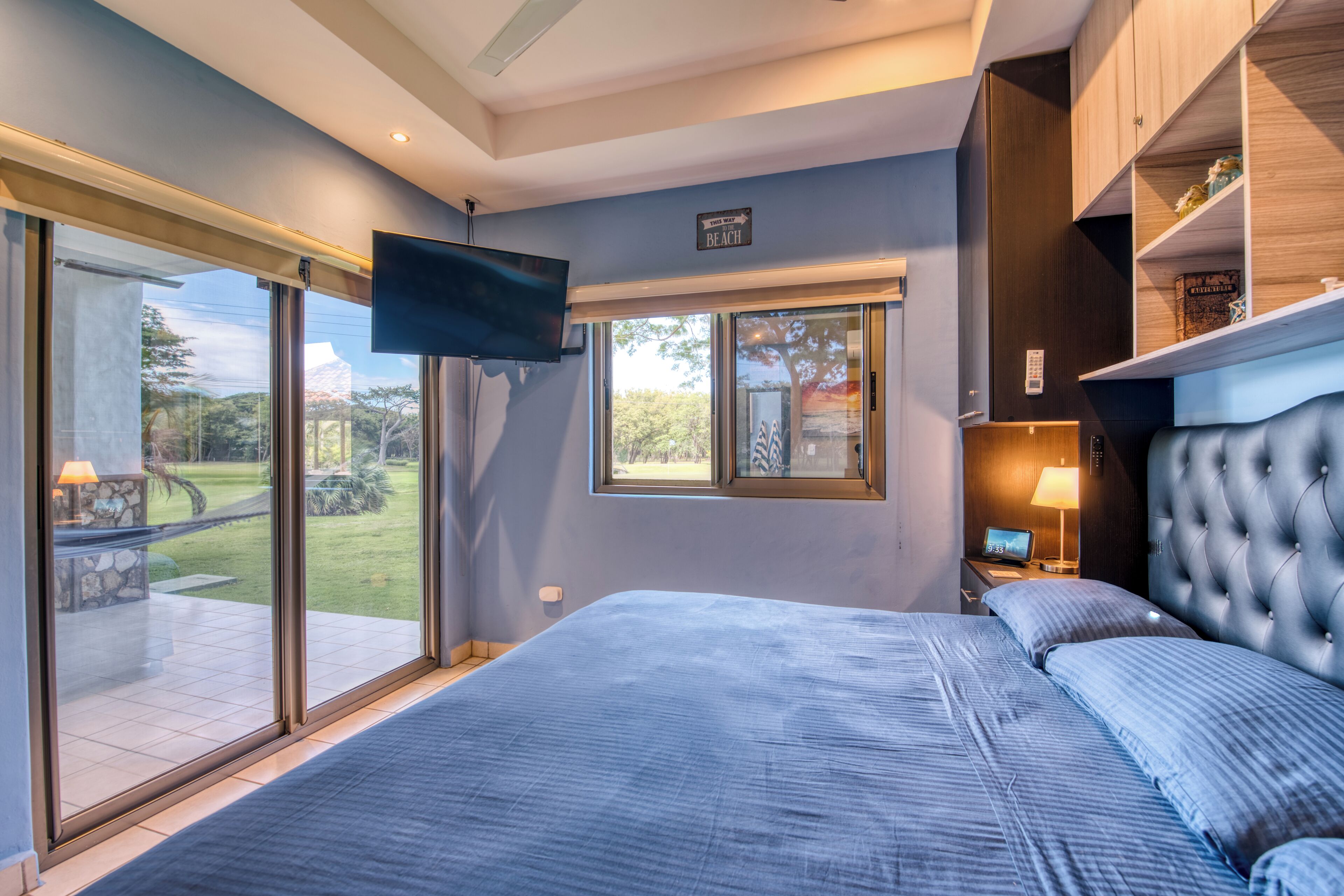 1 chambre, bureau, fer et planche à repasser, Wi-Fi gratuit