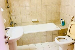 Bathroom - (DUBAI) LU-INN (Dubai)