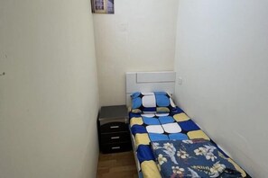 Room - Orange Home Vacation (Dubai)