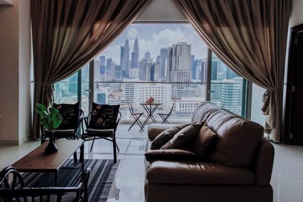 Room - The Sky Pool Suites near PWTC & Sunway Putra - The Stay Hub (Kuala Lumpur)