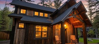 Bison Ridge Cabin #3 | Pets Welcome | 3BR Getaway w/ Hot Tub, Fire Pit & Grill | Sleeps 8!