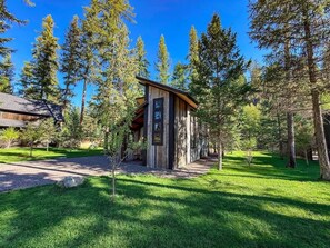 Exterior - Bison Ridge #4 | Pets Welcome | Hot Tub & Fire Pit (Whitefish)