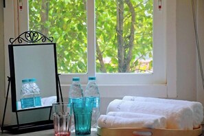 Room - R 17 Living Hotel (Bangkok)