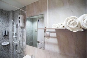 Room - R 17 Living Hotel (Bangkok)