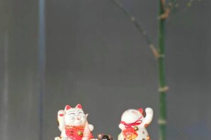 Unclassified image, 3 of 8, button - Ojisan House (Chon Buri)