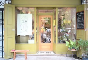 Exterior detail - Stupid Stay (Bangkok)