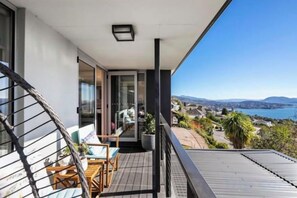 Unclassified image, 2 of 10, button - Nicolas Escape panoramic views luxury and space (Sandy Bay)