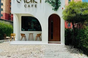 Exterior detail - Seven Seas Condo Resort OB D7 (Pattaya)