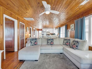 Smart TV - Conched Out-Waterfront 4BD Beach Home-Cherry Grove-Pet Friendly (North Myrtle Beach)