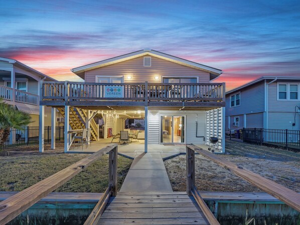 Exterior - Conched Out-Waterfront 4BD Beach Home-Cherry Grove-Pet Friendly (North Myrtle Beach)