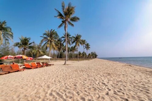 Hana Hotel Sonasea Night Market Phu Quoc