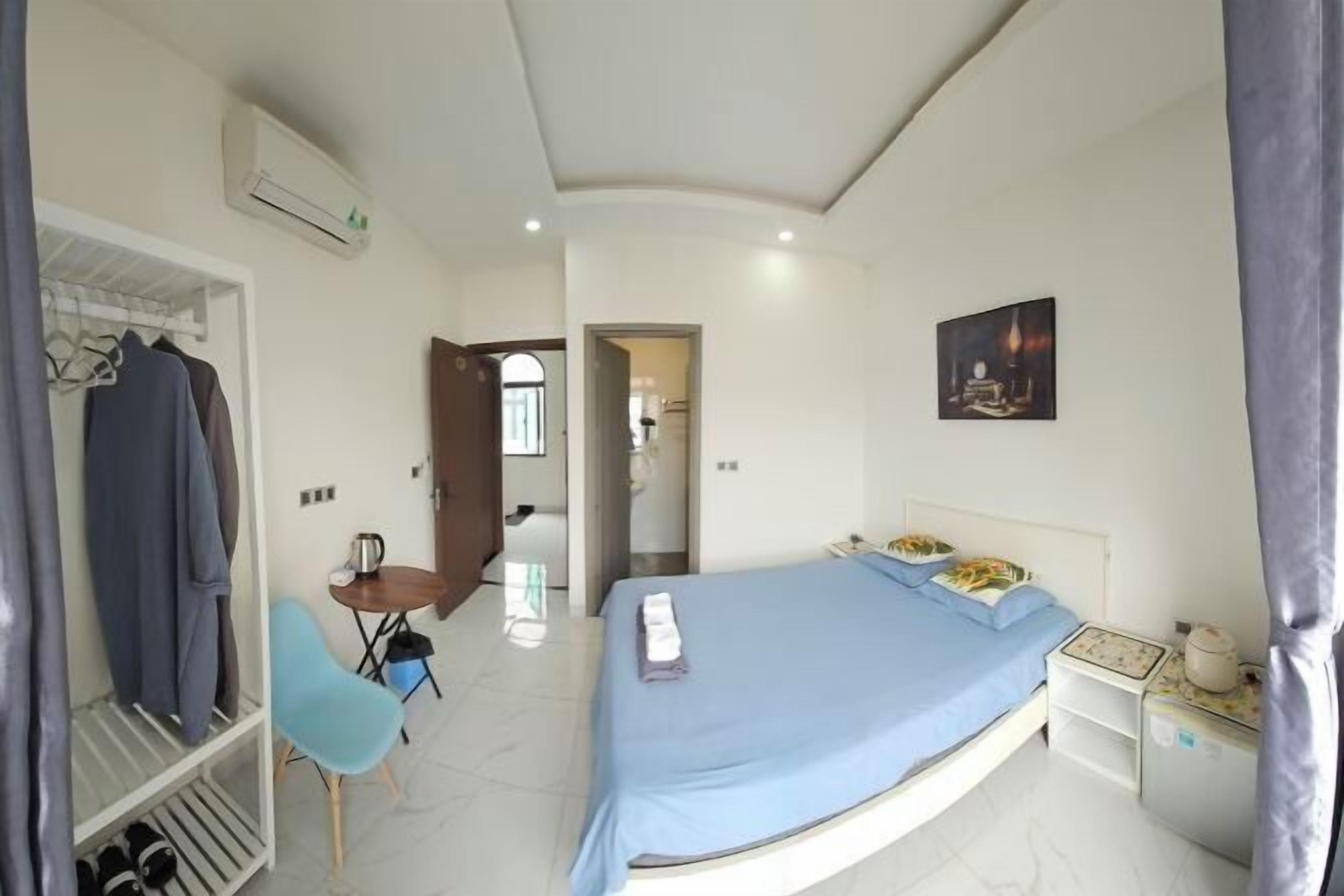 Tabla de planchar con plancha