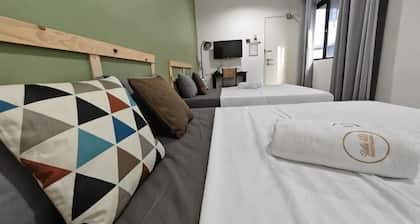 SUITE US GUESTHOUSE