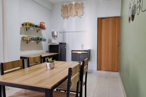SUITE US GUESTHOUSE