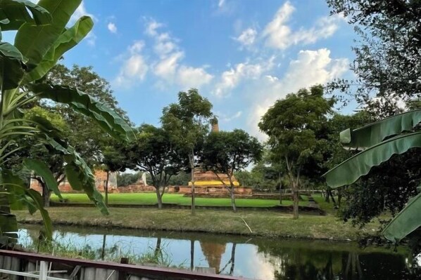 Quang cảnh nhìn từ nơi lưu trú