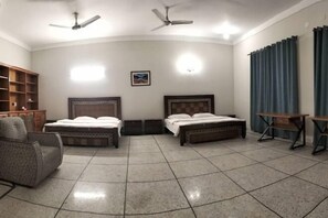 Room - Homeland of Chinese businessman (Islamabad)