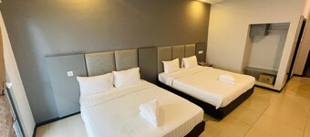 Kingston Executive Hotel