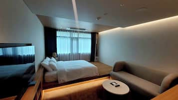 Superior Double Room | Iron/ironing board, free WiFi, bed sheets