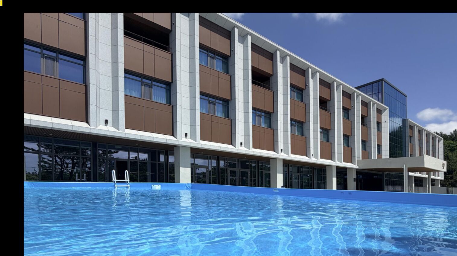 Piscina all'aperto