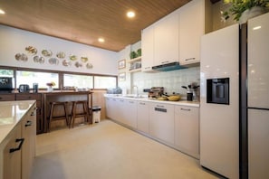 Unclassified image, 5 of 49, button - Alden Design Pool Villa (Pattaya)