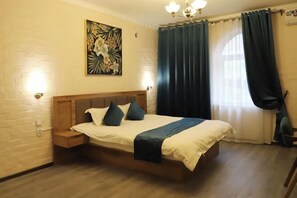Iron/ironing board - MOJI HOTEL (Tashkent)