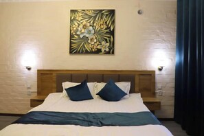 Tabla de planchar con plancha 