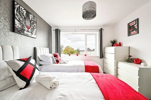 3 bedrooms, WiFi, bed sheets