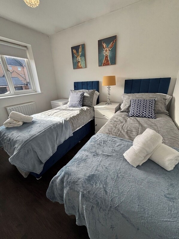 3 bedrooms, iron/ironing board, WiFi