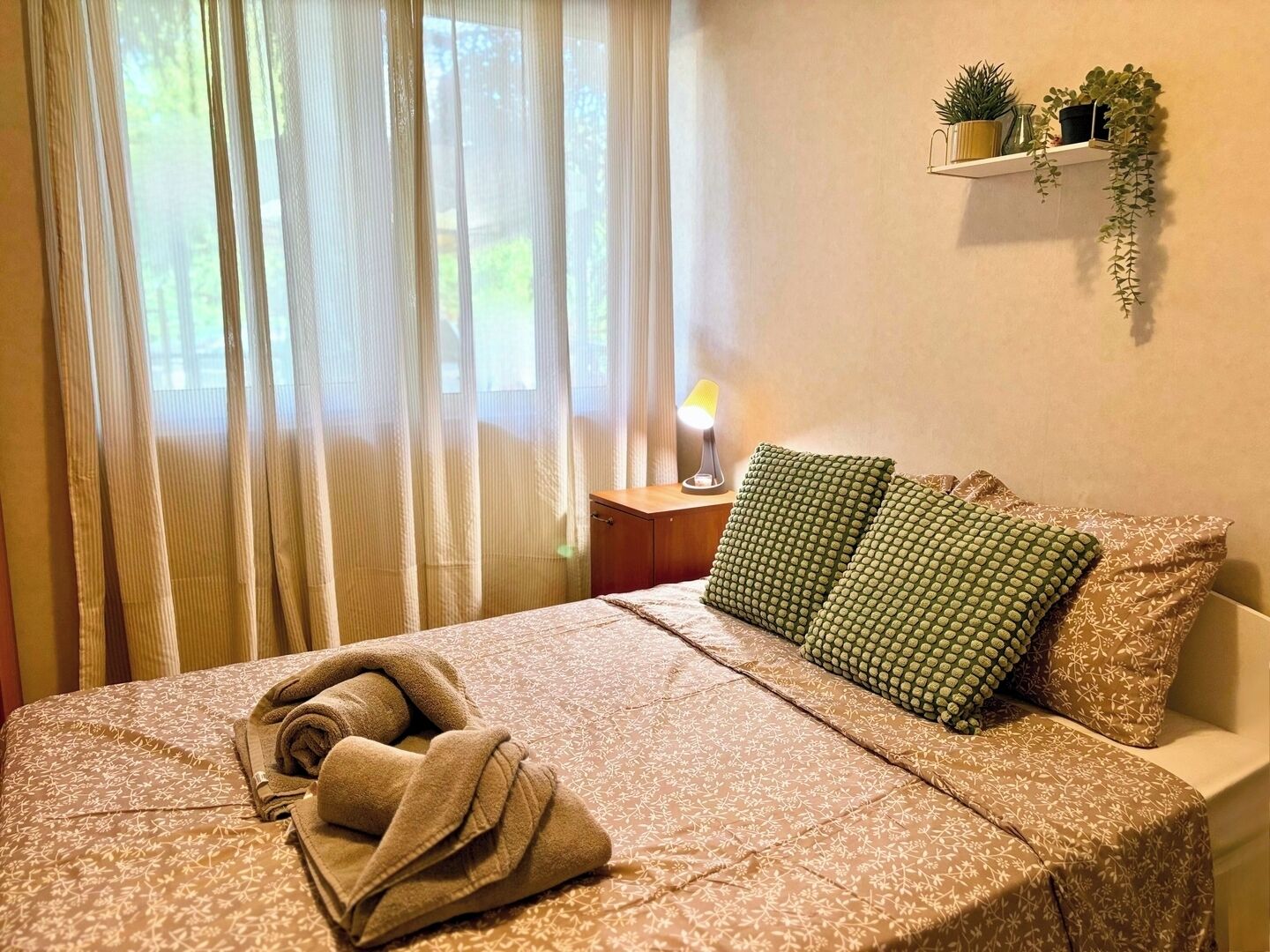 1 soverom, strykejern/-brett, wi-fi og sengetøy